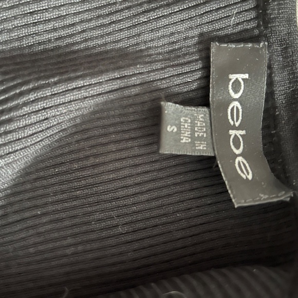 Bebe size S sleeves top - Picture 9 of 9